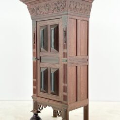 Ąžuolinė aukšta vienų durų komoda 55x90x170 cm