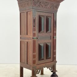 Ąžuolinė aukšta vienų durų komoda 55x90x170 cm