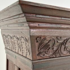 Ąžuolinė aukšta vienų durų komoda 55x90x170 cm