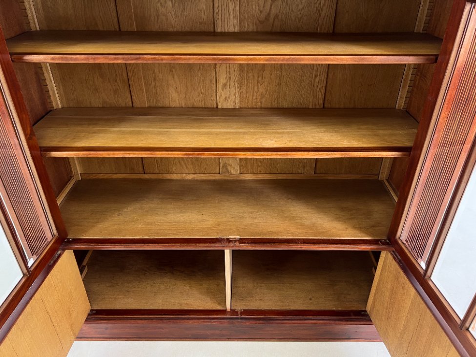 HK1474-knygu-baldai-6 Raudonmedžio knygų spinta 61x179x226 cm