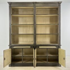 Klasikinio stiliaus knygų lentyna su apatine spintele 44x202x241 cm