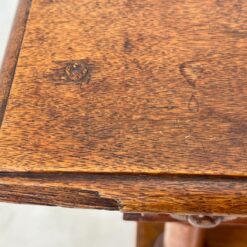 Ąžuolinė vieno stalčiaus konsolė su dviejomis lentynomis 48x100x93 cm