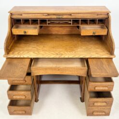 Ąžuolinis sekreteras 76x127x114 cm