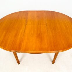 Išskleidžiamas riešutmedžio valgomojo stalas 120×120(+39,5)x75,5 cm