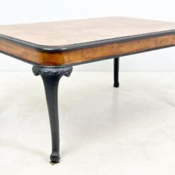 Riešutmedžio lukšto valgomojo stalas 106x160x77,5 cm