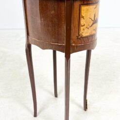 Liudviko XV laikotarpio stiliaus medinė spintelė su žalvario detalėmis 30,5x40x69,5 cm