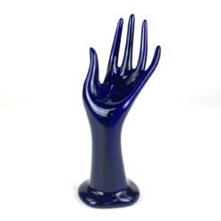 Keramikinė mėlynos spalvos statula - stovas žiedams "Plaštaka" 8x6,5x18 cm
