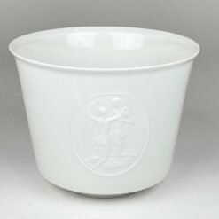 Porcelianinis KPM Berlin serijos Arkadia vazonas 19x19x15 cm