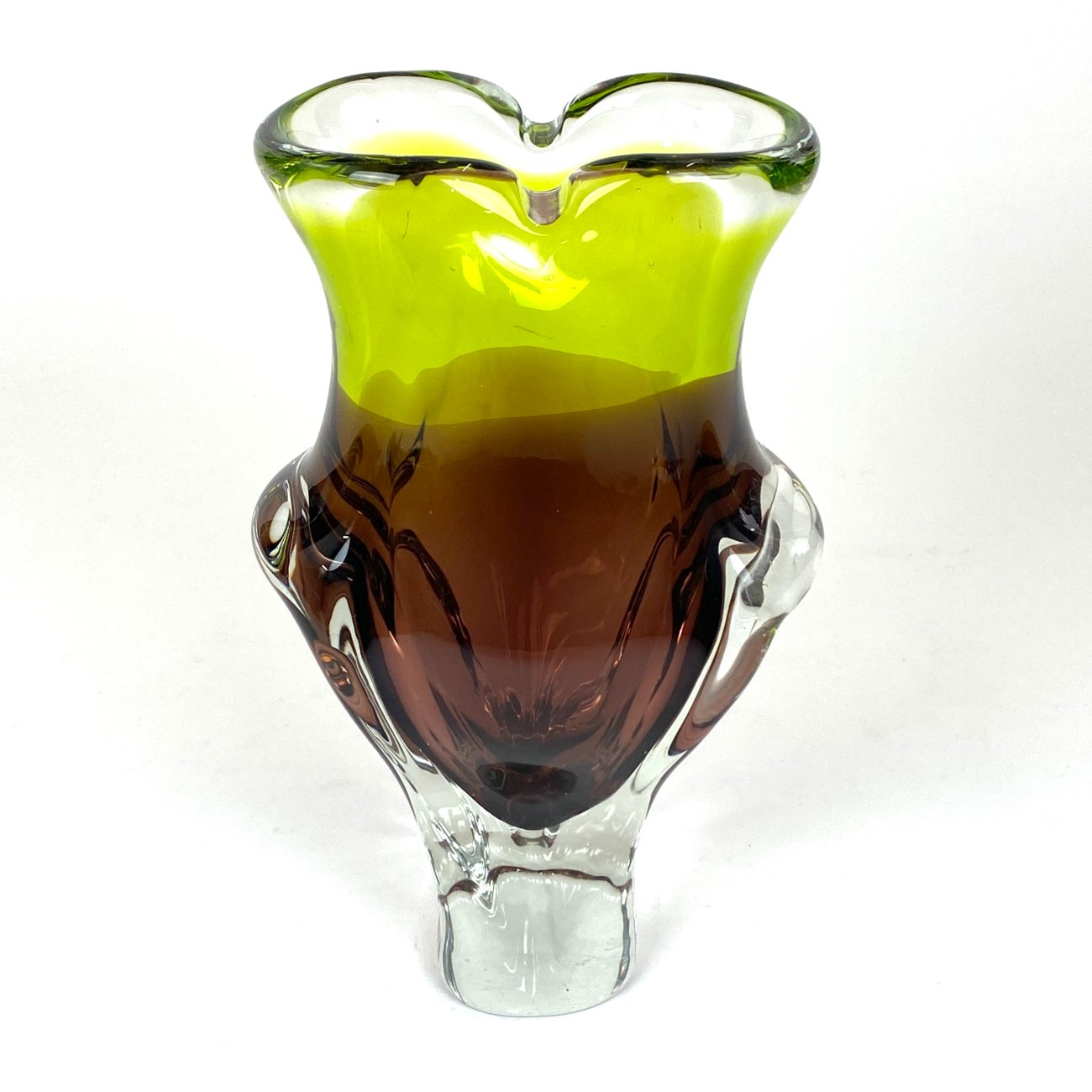 HN2056-stikliniai-indai-0 Vintažinė stiklinė žalsvo ir rudo atspalvių vaza 10x16x25,5 cm