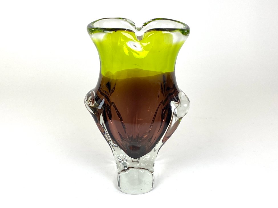 HN2056-stikliniai-indai-2 Vintažinė stiklinė žalsvo ir rudo atspalvių vaza 10x16x25,5 cm