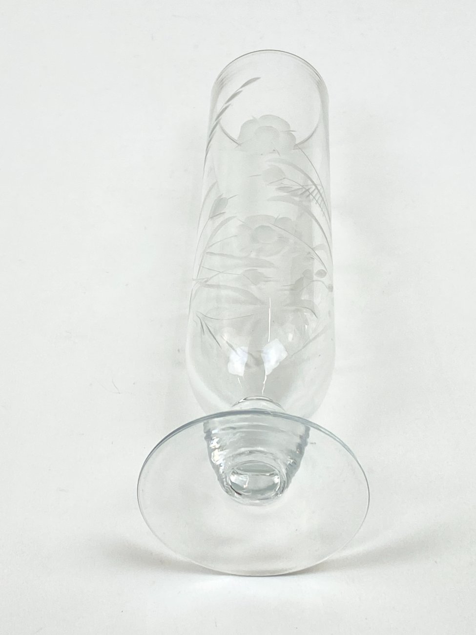 HN2065-kristolas-5 Krištolinė vaza su augalų motyvais 7x7x23,5 cm