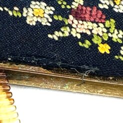 Plastikinės kelioninės šukos su žalvario dėklu, siuvinėta apdaila 11×2,5×1 cm