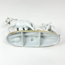Porcelianinė Neu Tettau žemę su žirgais ariančio žemdirbio statula 25x10x16 cm