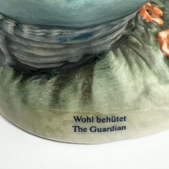 Porcelianinė M. I. Hummel Goebel statula The Guardian (Wohl Behütet) 7,5x9x7,5 cm