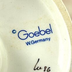 Porcelianinė M. I. Hummel Goebel statula Spring Dance (Sommertanz) 9x12x14,5 cm