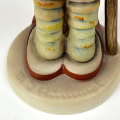 Porcelianinė M. I. Hummel Goebel statula Little hiker 7,5×7,5×15 cm