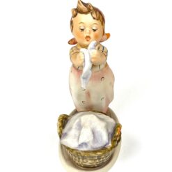 Porcelianinė M. I. Hummel Goebel statula Wash Day (Große Wäsche) 11x6x15,5 cm