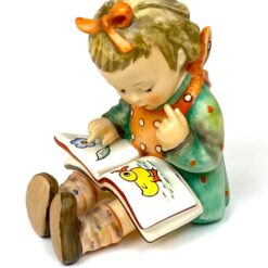 Porcelianinė M. I. Hummel Goebel statula Book Worm 10×7,5×11 cm