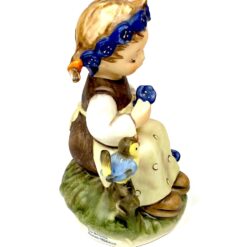 Porcelianinė M. I. Hummel Goebel statula The Botanist (Enzian Mädchen) 7×8,5×12 cm