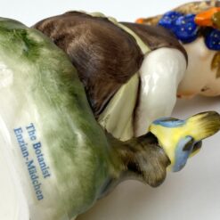 Porcelianinė M. I. Hummel Goebel statula The Botanist (Enzian Mädchen) 7×8,5×12 cm