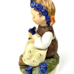 Porcelianinė M. I. Hummel Goebel statula The Botanist (Enzian Mädchen) 7×8,5×12 cm