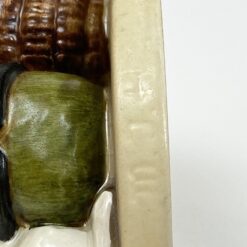 Porcelianinė M. I. Hummel Goebel statula Playmates (Hasenvater) 7,5x8x10 cm