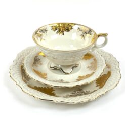 Porcelianinių Elfenbein puodelio 180 ml ir dviejų lėkštučių 3 vnt. kompl.