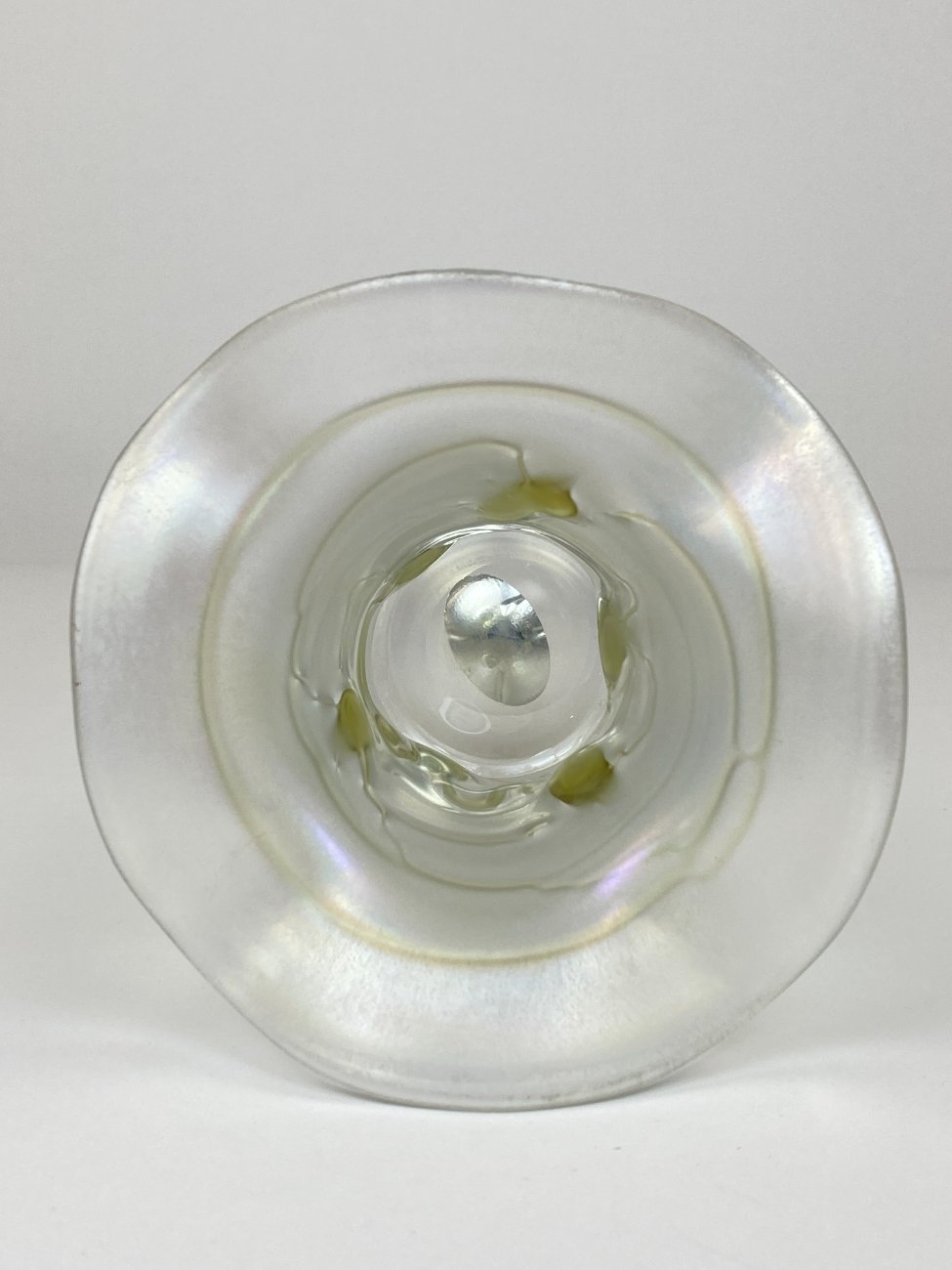 HN2147-stikliniai-indai-6 Art Nouveau stiliaus stiklinė vaza 15,5×15,5×18 cm