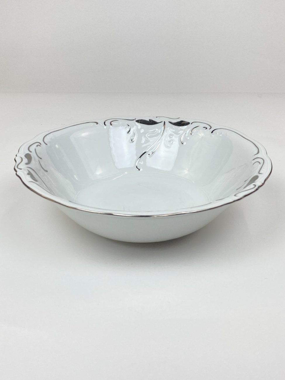 HN2148-servizu-dalys-5 Porcelianinis Wałbrzych serijos Platina serviravimo dubuo 26x26x7,5 cm