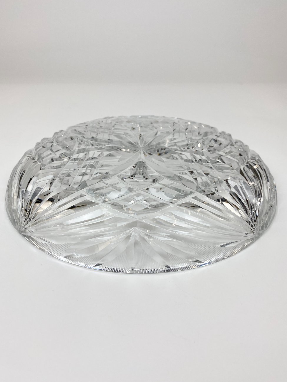 HN2150-lekstes-padeklai-7 Vintažinė apvali stiklinė serviravimo lėkštė 29x29x4,5 cm