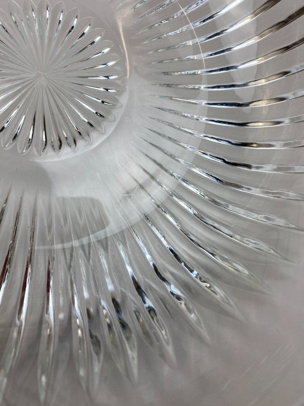 HN2151-kiti-stikliniai-indai-7 Stiklinis Verreries Mécaniques Champenoises, Reims serviravimo dubuo 23x23x10,5 cm