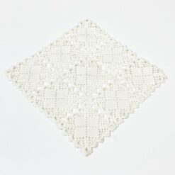 Kvadratinė nerta rankų darbo stalo servetėlė 17,5×17,5×0,2 cm