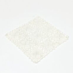 Kvadratinė nerta rankų darbo stalo servetėlė 17,5×17,5×0,2 cm