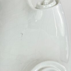 Itališkas porcelianinis sieninis pakabinamas baseinėlis 18×43,5×33 cm