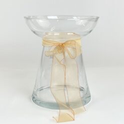 Stiklinė rankų darbo vaza su kaspinu 21x21x24 cm