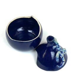 Keramikinis arbatos servizas su driežų figūrėlėmis, 2 – iems asmenims