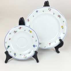 Porcelianinis servizas 6-iems asmenims su gėlių ir vyšnių atvaizdais