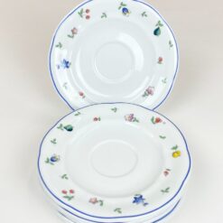 Porcelianinis servizas 6-iems asmenims su gėlių ir vyšnių atvaizdais