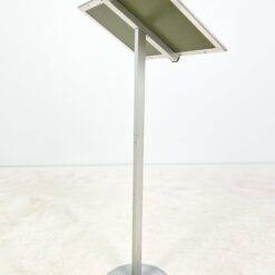 Informacinis stendas 34x45x100 cm