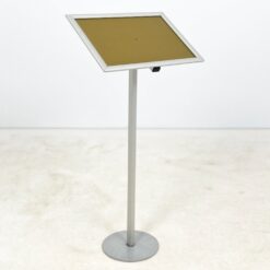 Informacinis stendas 34x45x100 cm
