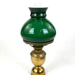 Žalvarinė žibalinė lempa su žalios spalvos stikliniu gaubtu 18x18x37,5 cm