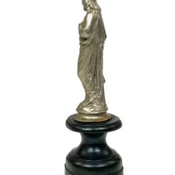 Metalinė Jėzaus Kristaus statula ant medinio postamento 5x5x15,5 cm