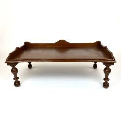 Raudonmedžio lovos padėklas su kojelėmis 38x60,5x23 cm