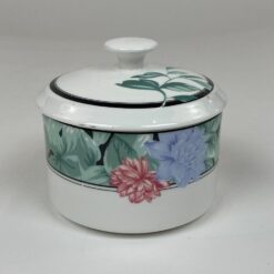 Porcelianinis Mikasa serijos Tapestry Garden (CAK29) servizas 4-iems asmenims