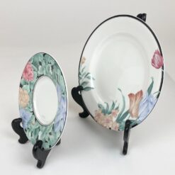 Porcelianinis Mikasa serijos Tapestry Garden (CAK29) servizas 4-iems asmenims