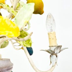 Pakabinamas trijų šakų sietynas su vaisių figūrėlėmis 50x50x70 cm