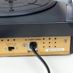 Roadstar TTR-8632UCEN patefonas su radijo ir MP3 grotuvo funkcijomis 29x32x12,5 cm