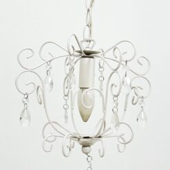 Baltos spalvos metalinis pakabinamas provanso stiliaus šviestuvas 28x42x18 cm