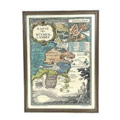 Lotte Roth alegorinis žemėlapis “Karte des Bücherlandes” mediniame rėme su stiklu 1,5×30,5×41,5 cm