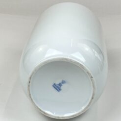 Porcelianinė “Kaiser” baltos spalvos vaza 14x14x35 cm